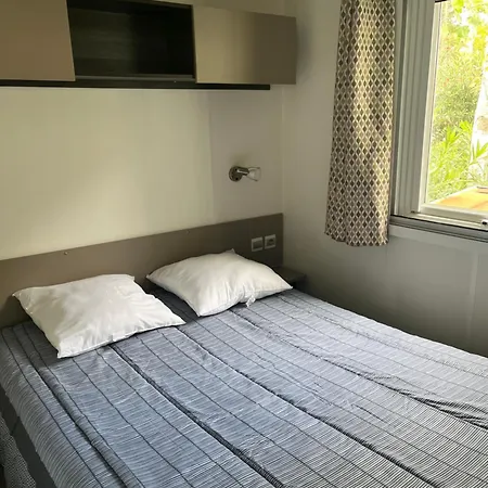Camping Mobilhome 8personnes Vias